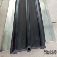钢边止水带